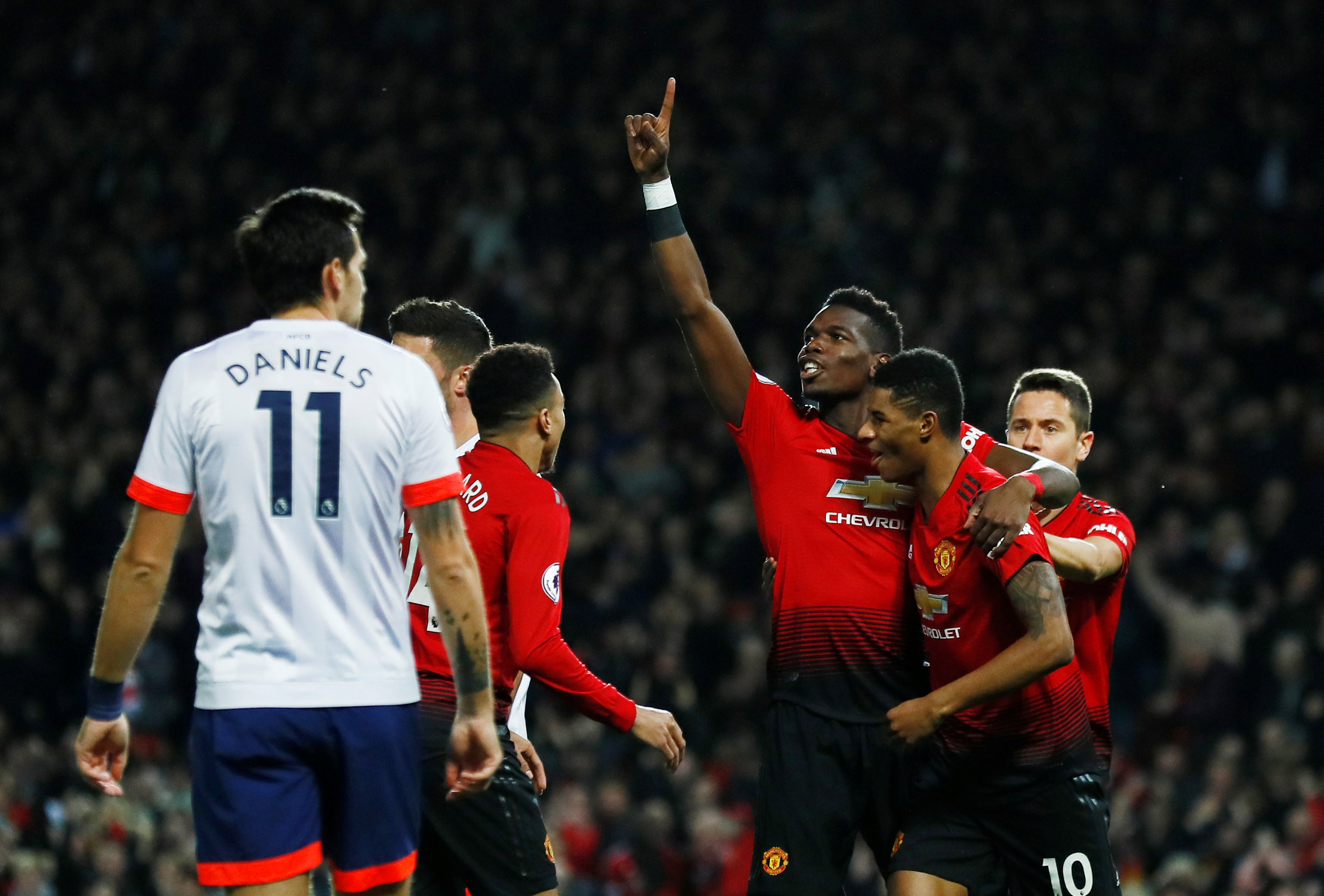 次的背靠背 次的背靠背